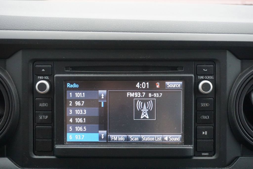 Used 2019 Toyota Tacoma SR AWD/4WD image 8