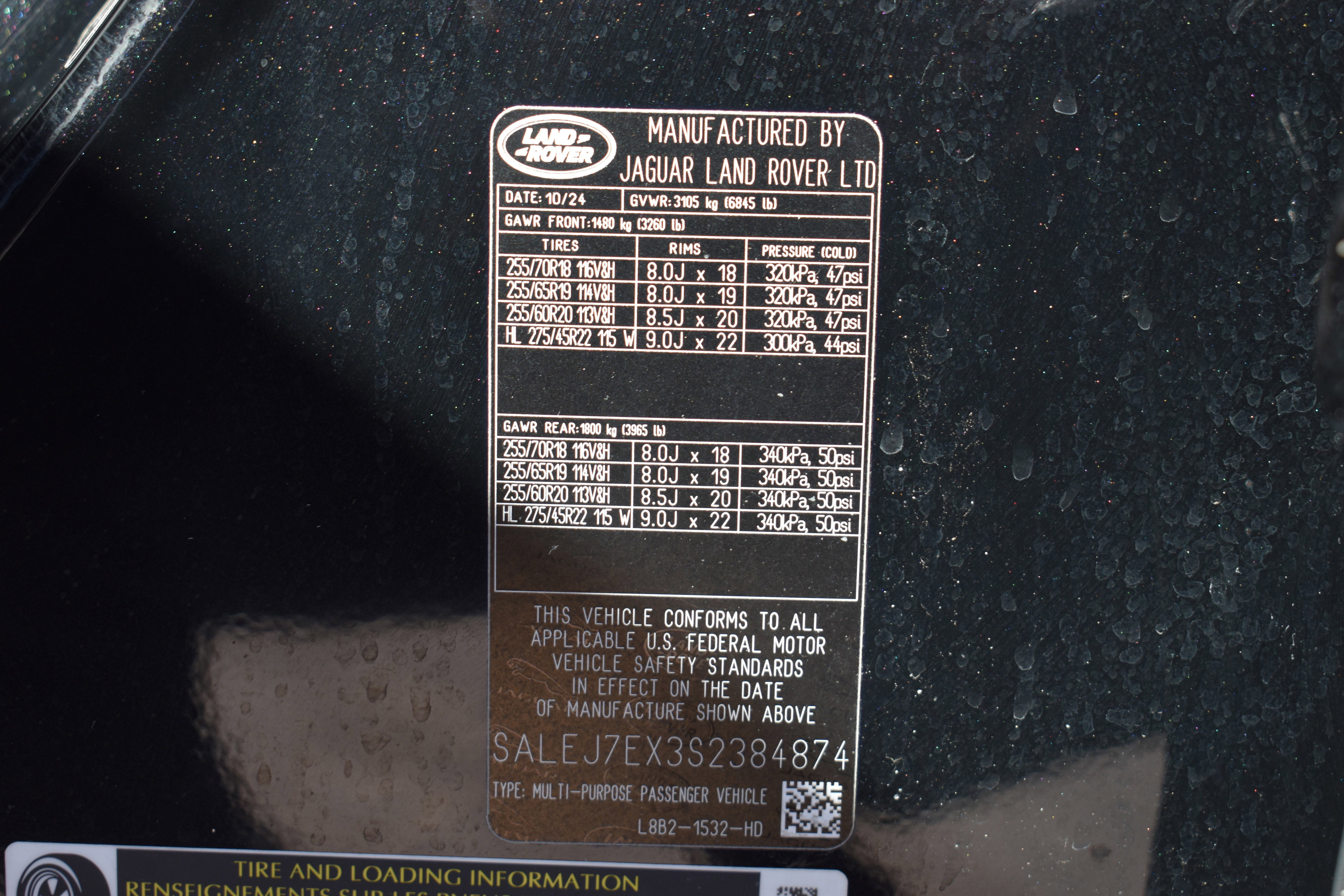 Used 2025 Land Rover Defender 110 S image 43