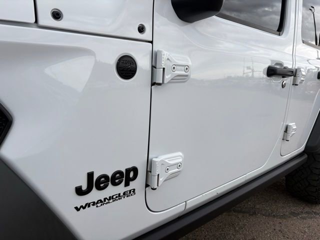 Used 2020 Jeep Wrangler Unlimited Sport image 11