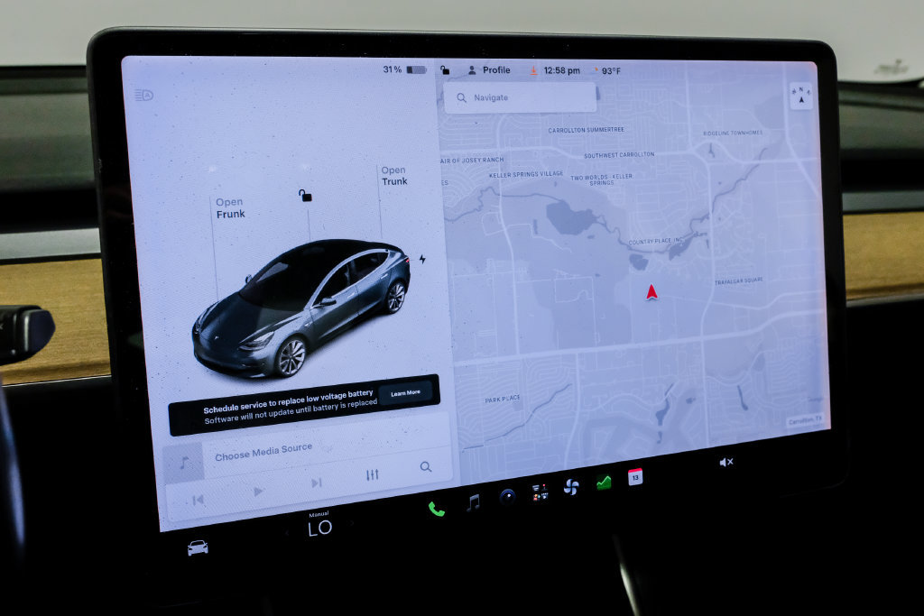 Used 2018 Tesla Model 3 Long Range RWD image 19