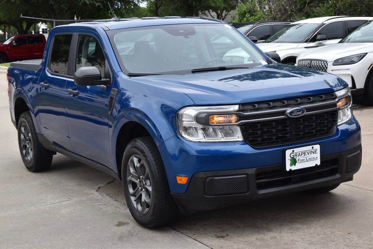 Used 2023 Ford Maverick XLT FWD image 4