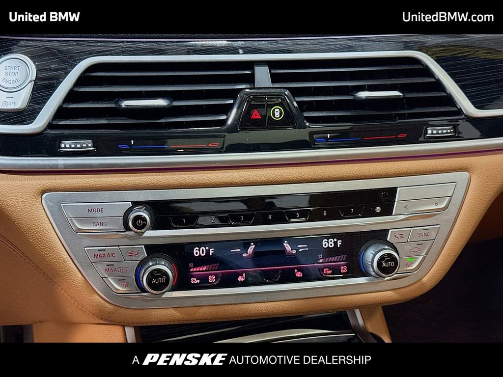 Used 2022 BMW 740i w/ M Sport Package RWD image 11
