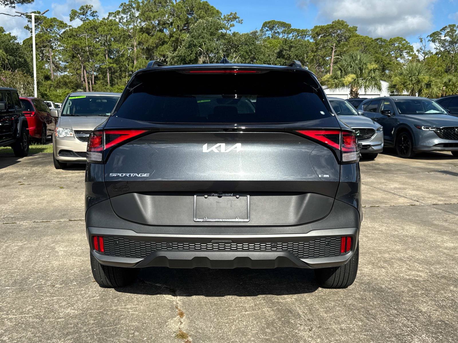 Used 2024 Kia Sportage X-Line w/ X-Line Premium Package AWD/4WD image 4