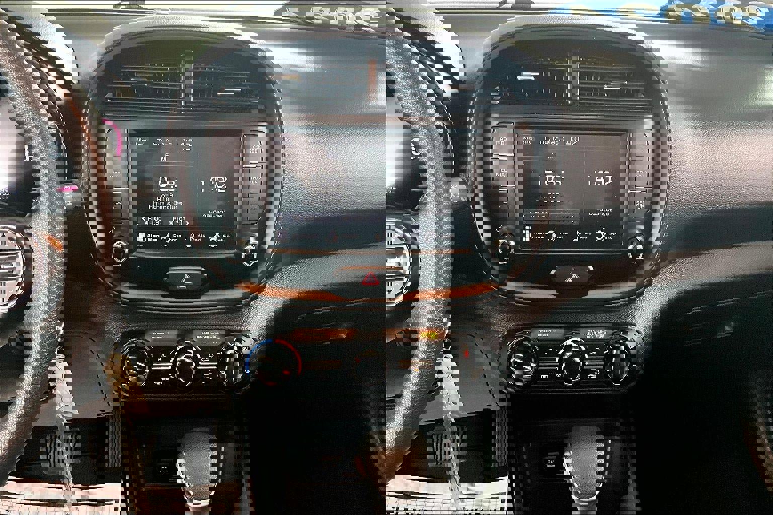 Used 2024 Kia Soul LX w/ Option Group 015 image 15