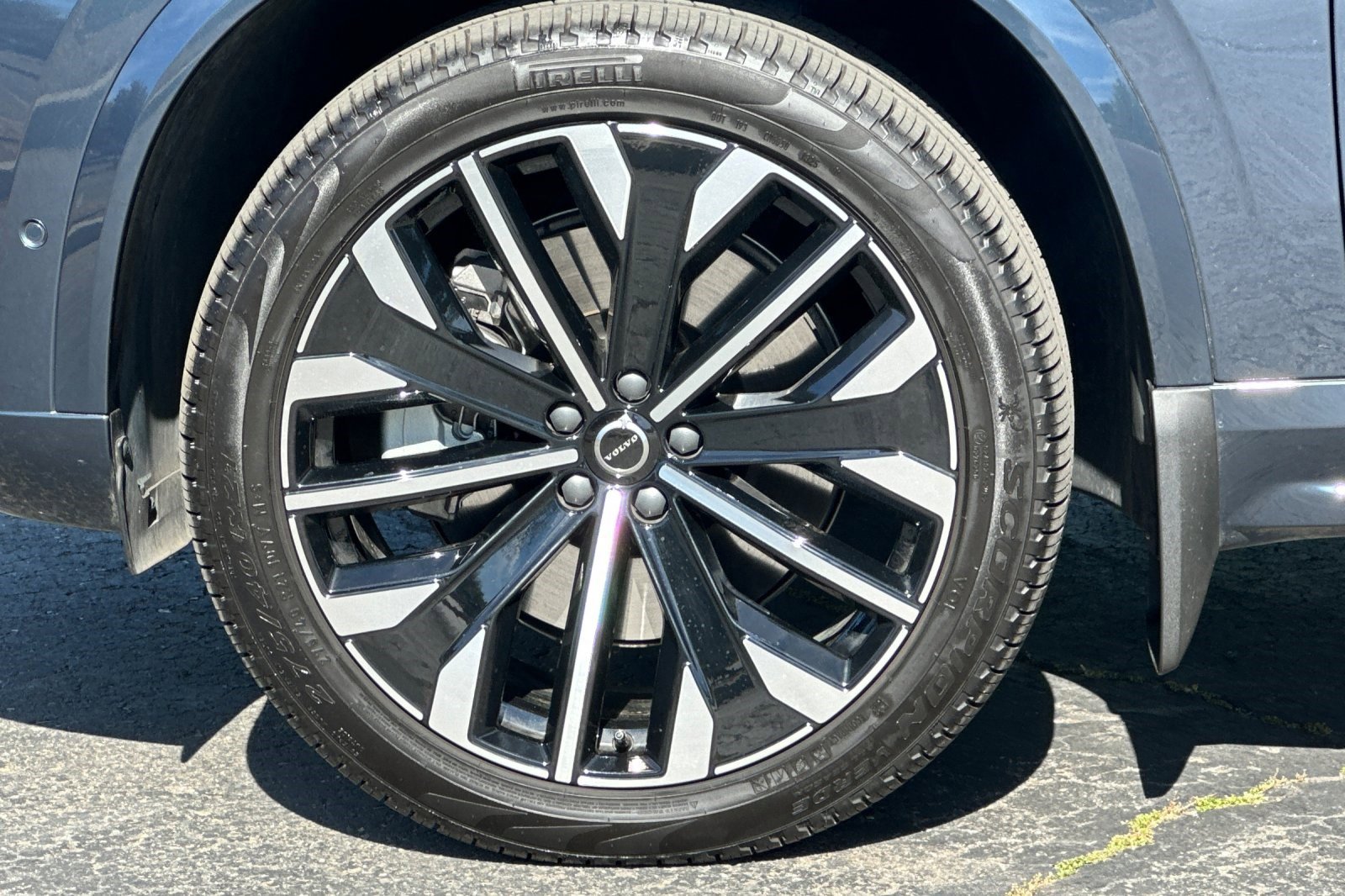 Used 2026 Volvo XC90 T8 Ultra w/ Lounge Package image 38