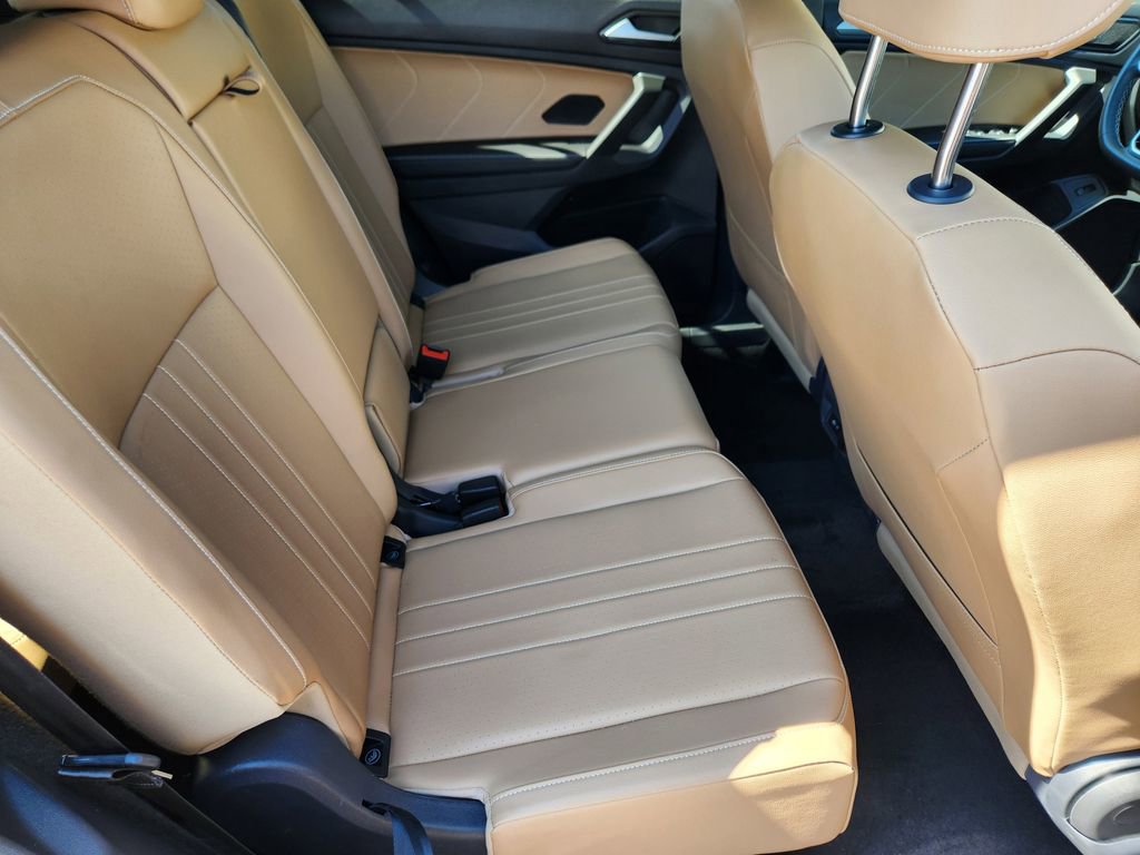 Used 2024 Volkswagen Tiguan SE image 20