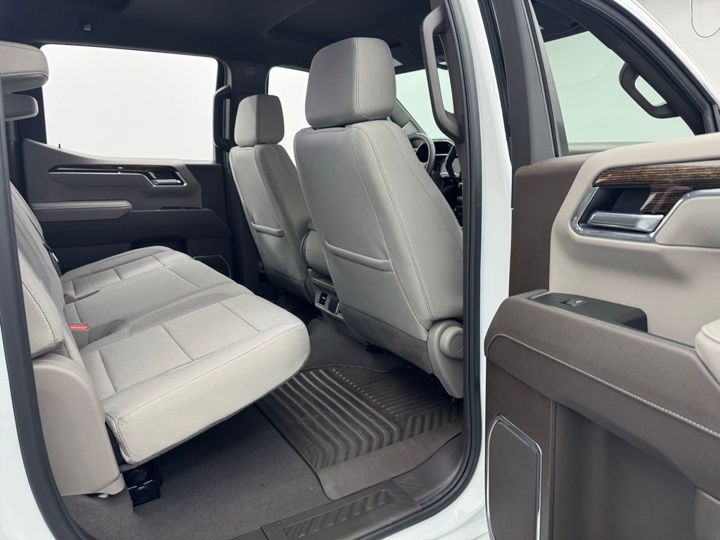 Used 2025 GMC Sierra 1500 SLE image 34