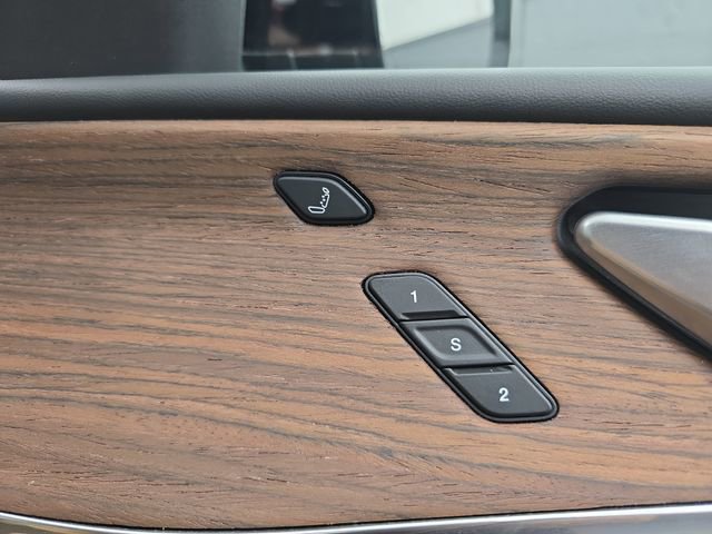 Used 2022 Jeep Grand Cherokee Summit w/ Advanced Protech Group IV AWD/4WD image 47