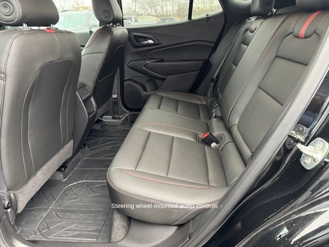 Used 2024 Chevrolet Trax RS w/ Sunroof Package image 25