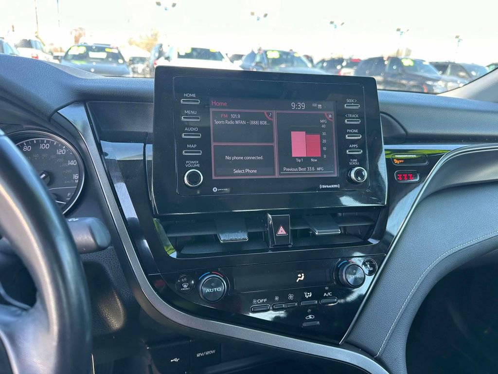 Used 2024 Toyota Camry SE FWD image 27