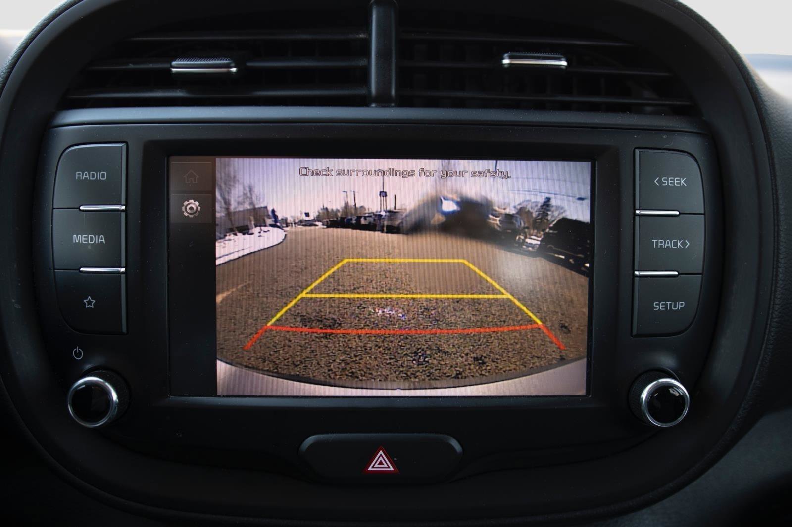 Used 2023 Kia Soul LX FWD image 12