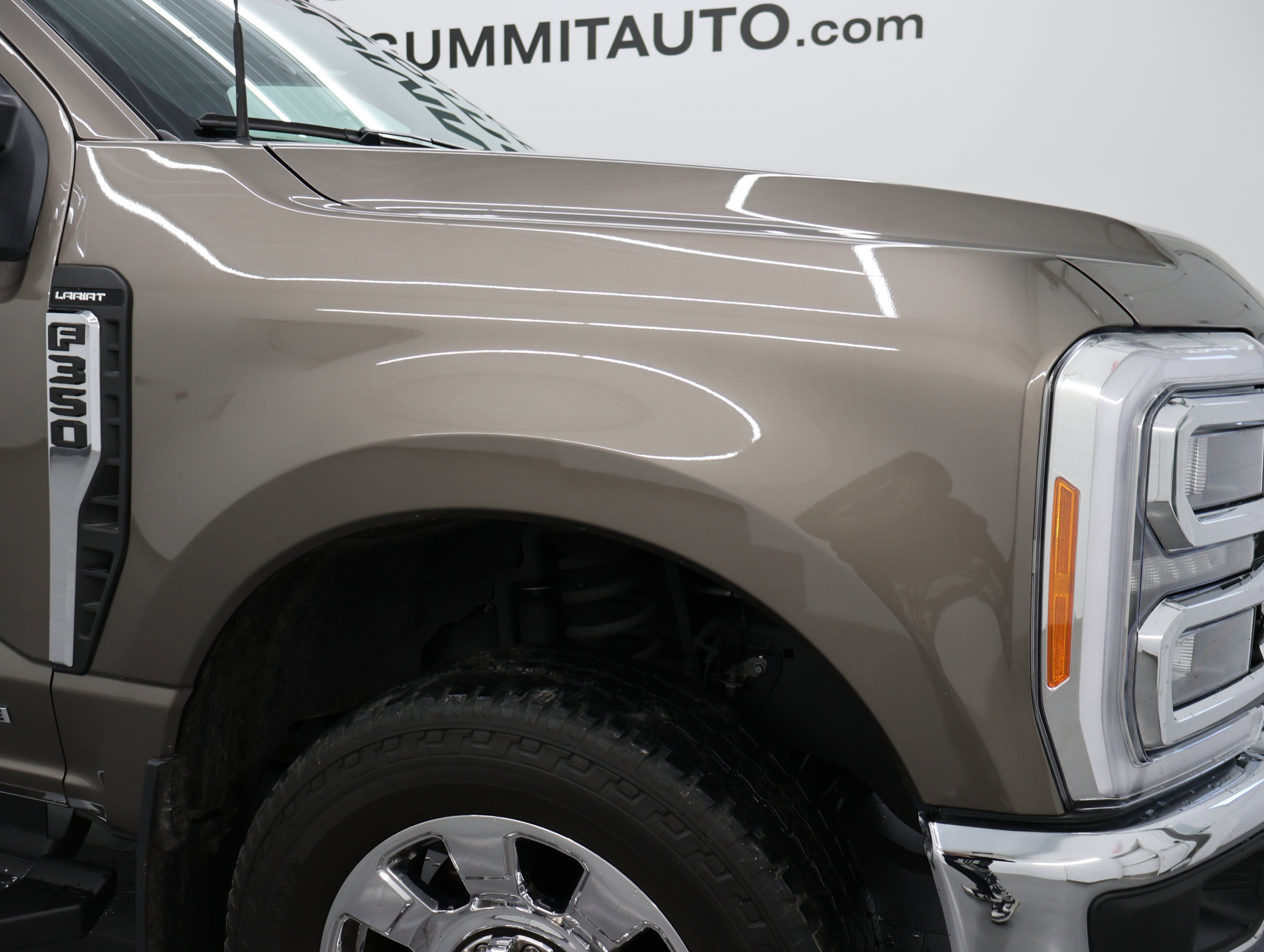 Used 2023 Ford F350 Lariat w/ Chrome Package AWD/4WD image 26