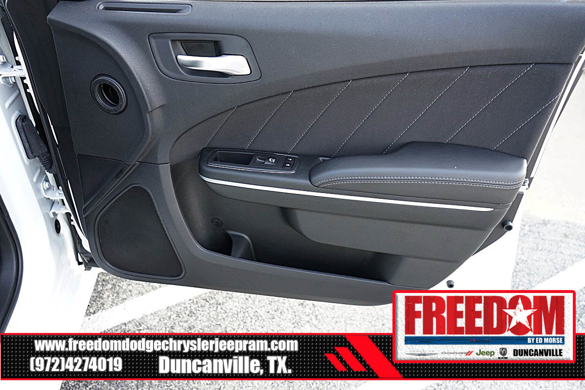 New 2023 Dodge Charger Scat Pack w/ Harman/Kardon Audio Group image 40