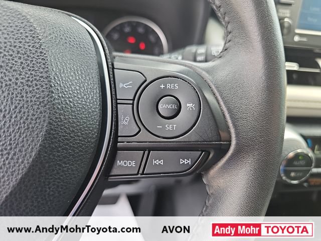 Used 2022 Toyota RAV4 XLE Premium FWD image 16