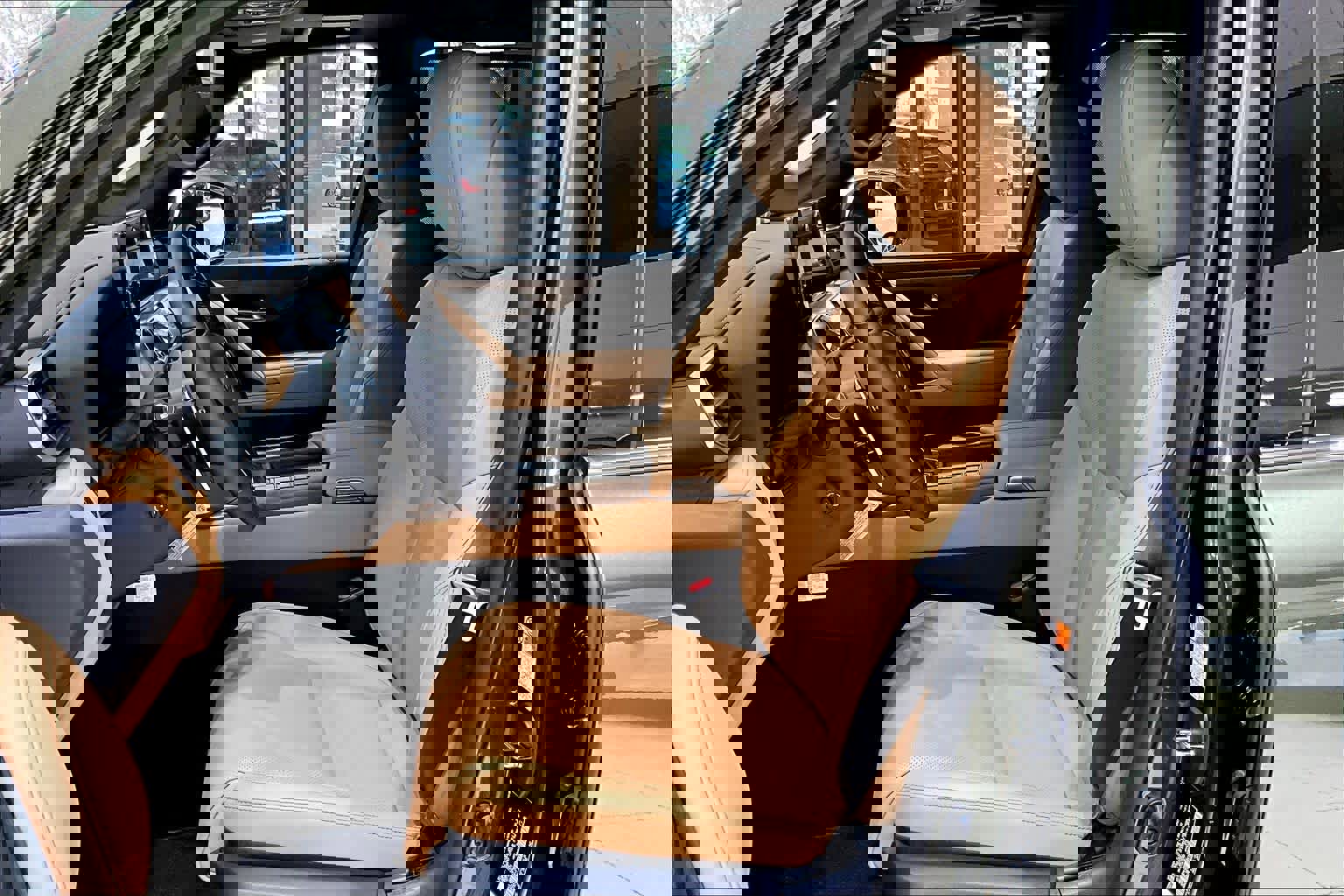 New 2026 Lexus LX 700h Luxury w/ Appearance Package image 18