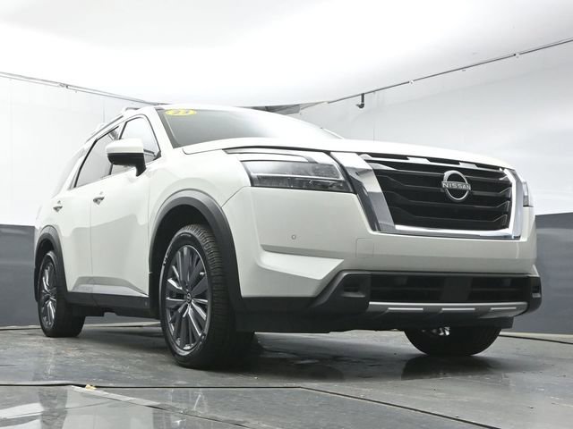 Used 2023 Nissan Pathfinder SL w/ SL Premium Package image 34