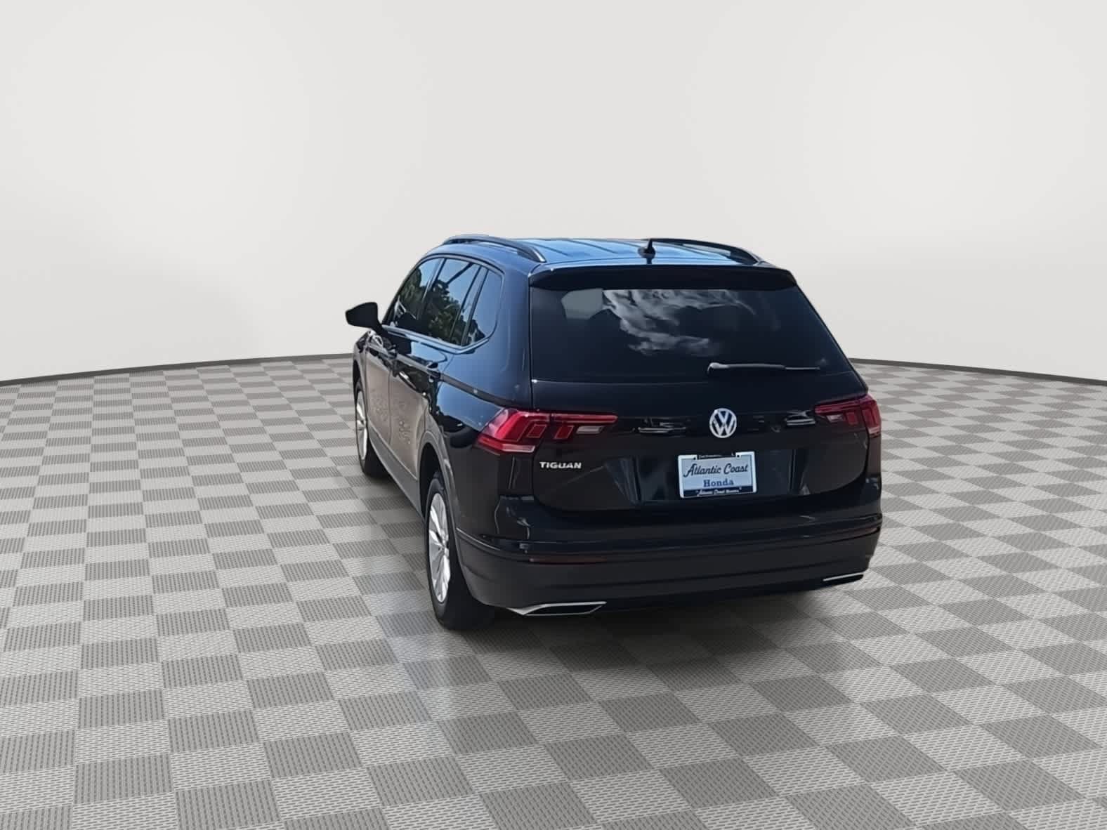 Used 2020 Volkswagen Tiguan S FWD image 7