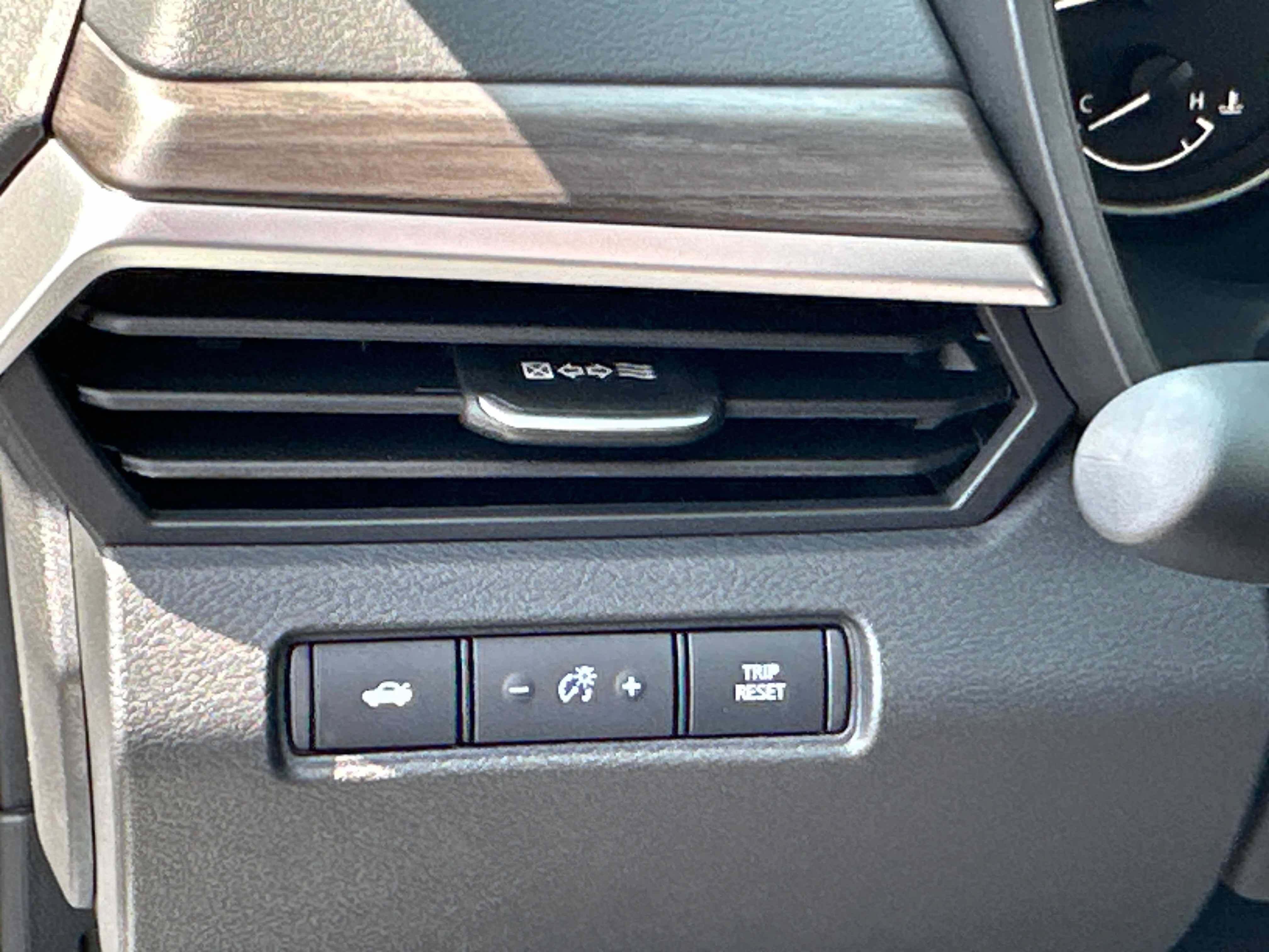 New 2026 Nissan Altima 2.5 SV FWD image 21