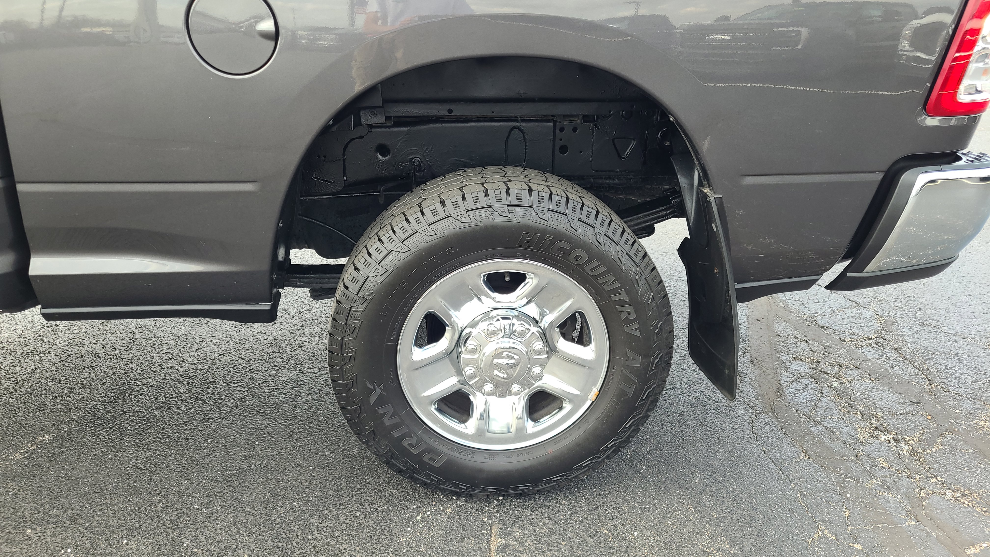 Used 2020 RAM 3500 Tradesman image 11