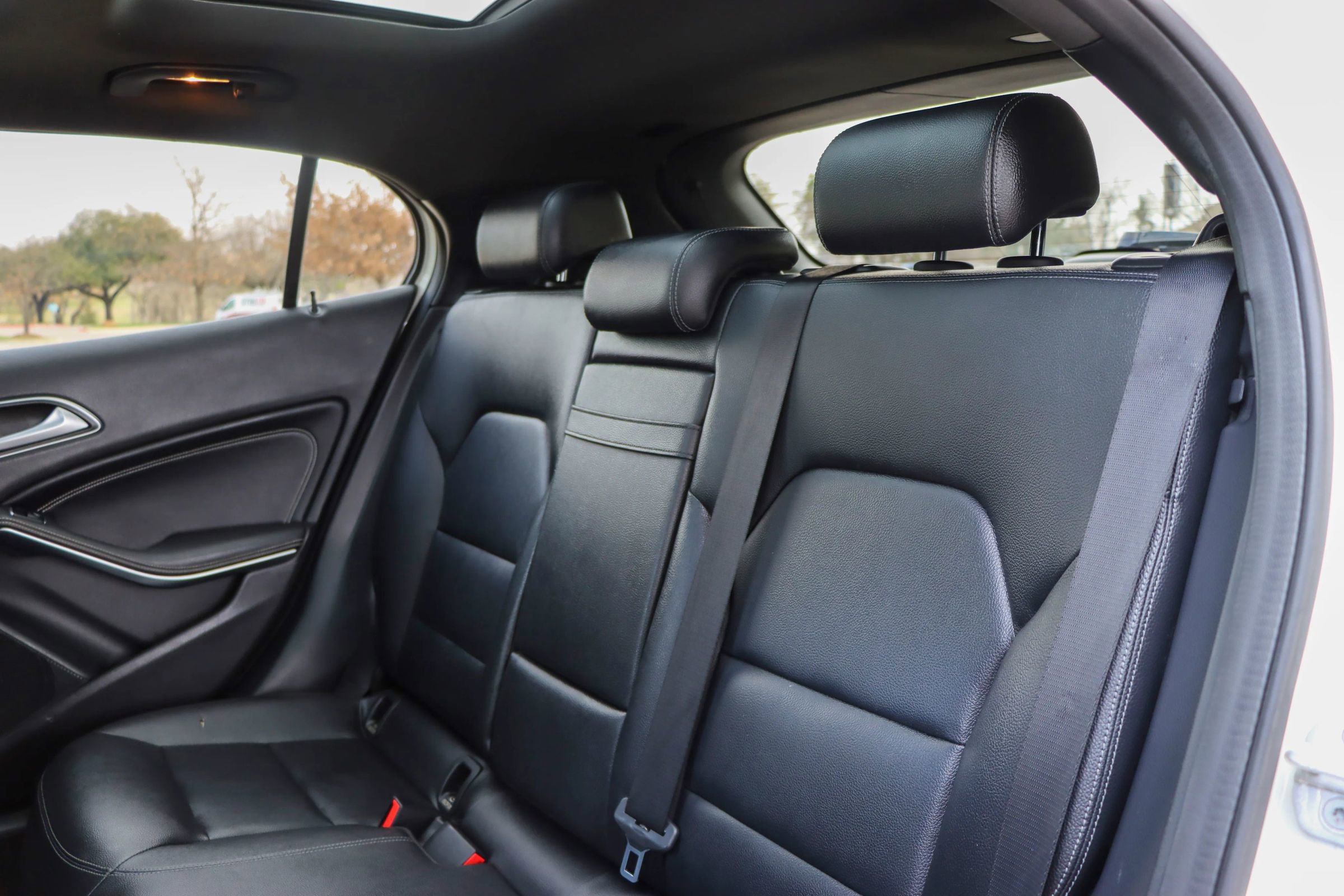 Used 2017 Mercedes-Benz GLA 250 image 17