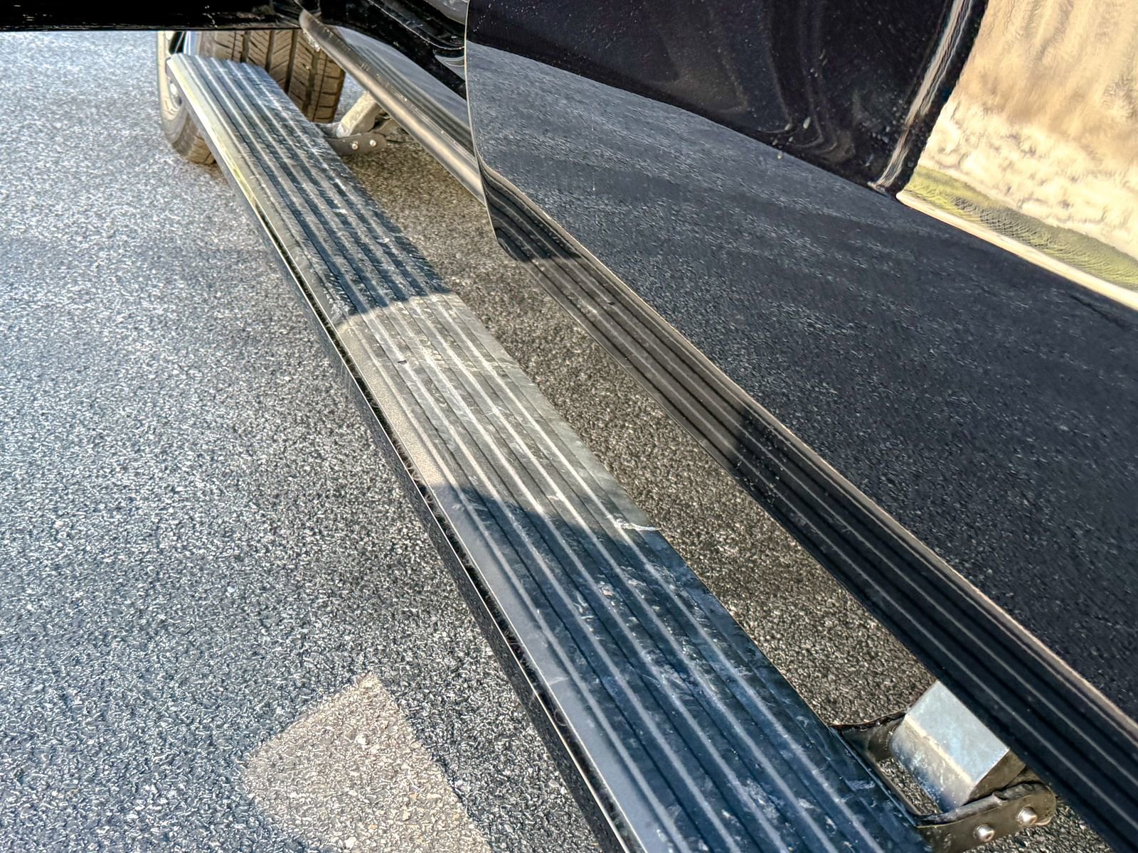 Used 2025 Lincoln Navigator L Reserve image 14