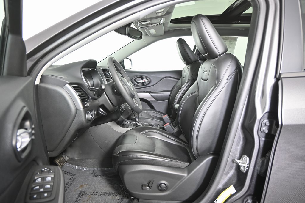 Used 2022 Jeep Cherokee Limited image 21