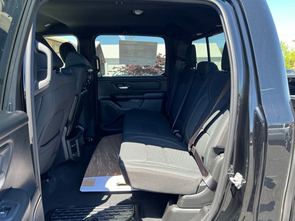 New 2026 RAM 1500 Classic Warlock AWD/4WD image 9