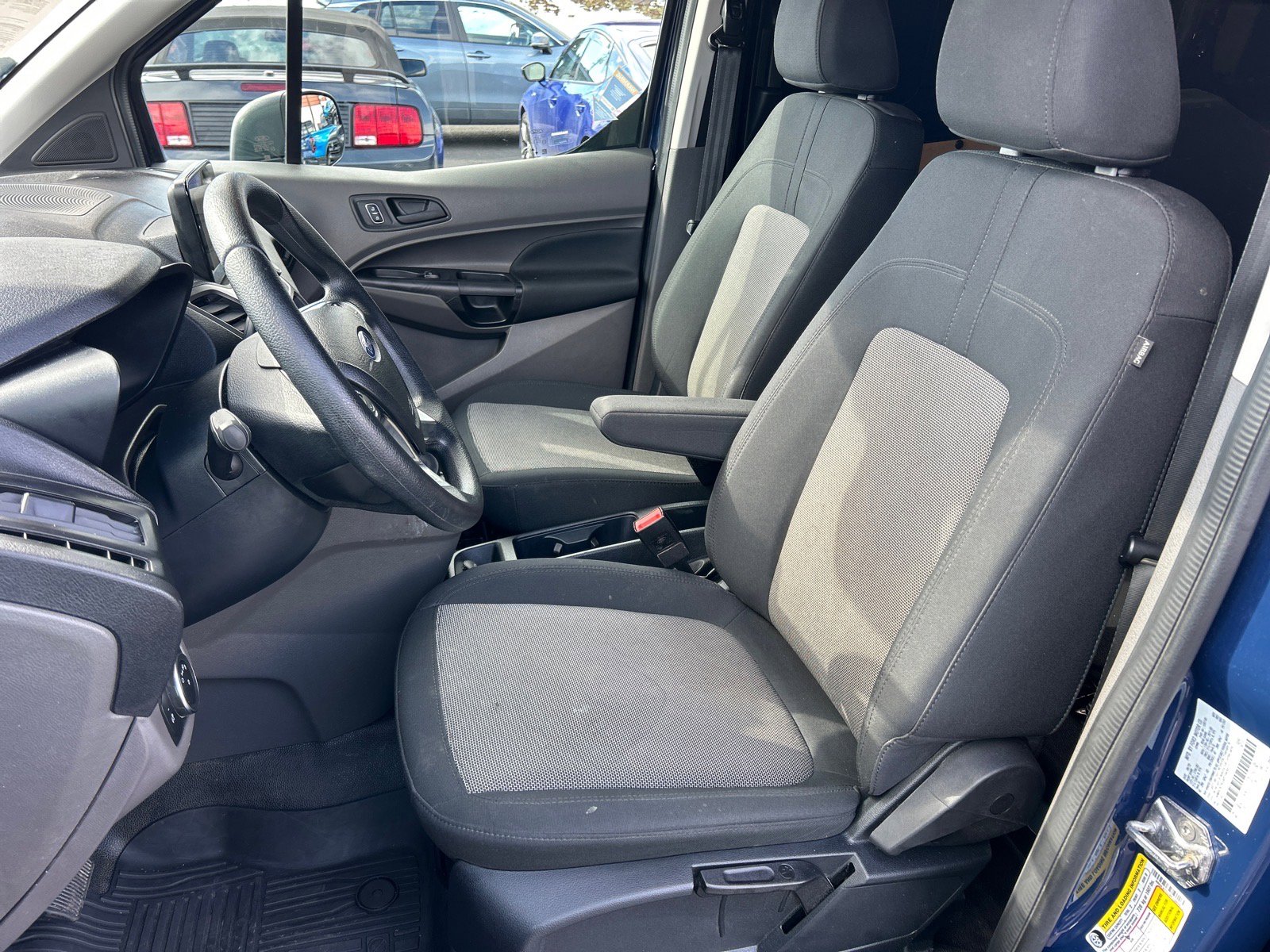 Certified 2023 Ford Transit Connect XL image 7