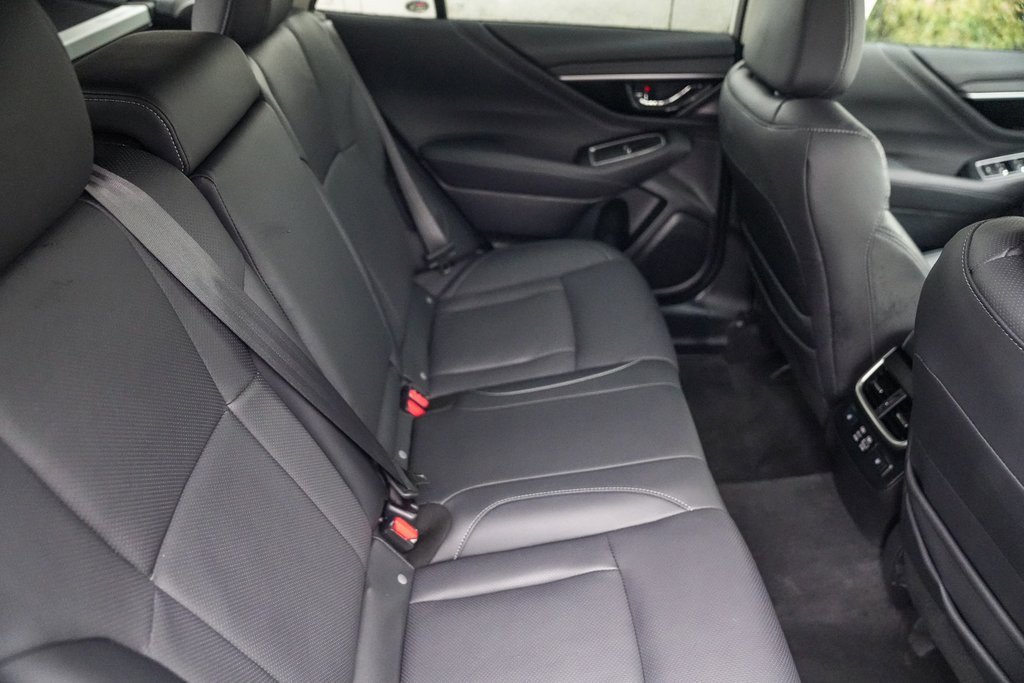 Used 2023 Subaru Outback Limited image 16