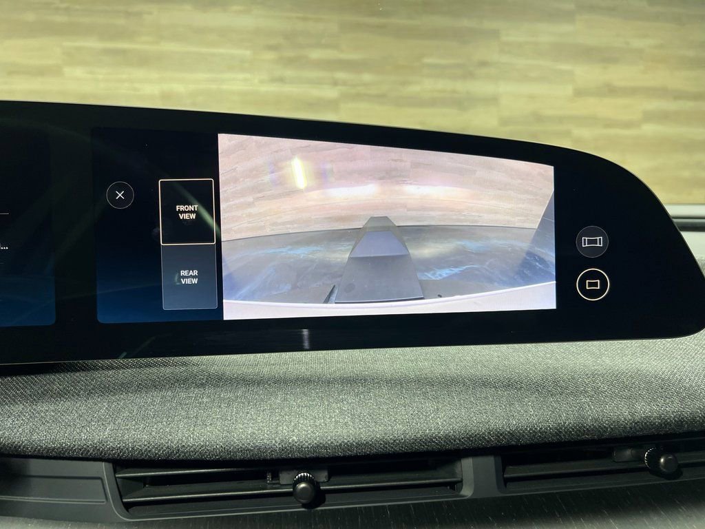 Used 2025 Lucid Air Touring AWD/4WD image 21