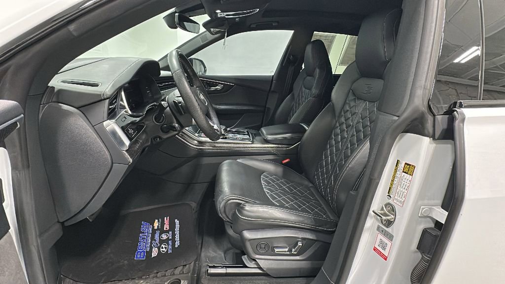 Used 2021 Audi SQ8 Prestige image 9