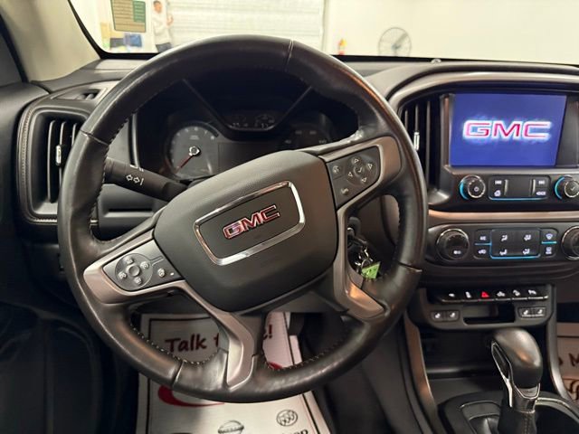 Used 2022 GMC Canyon AT4 image 16