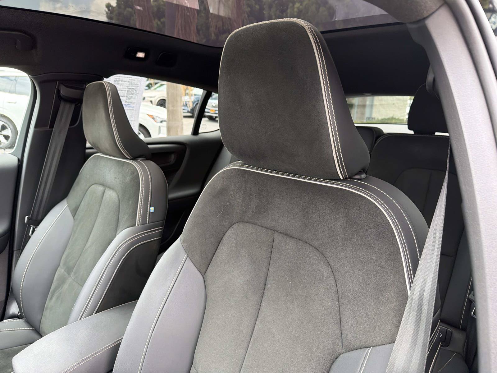 Certified 2023 Volvo C40 P8 Recharge Plus w/ Protection Package Premier AWD/4WD image 20