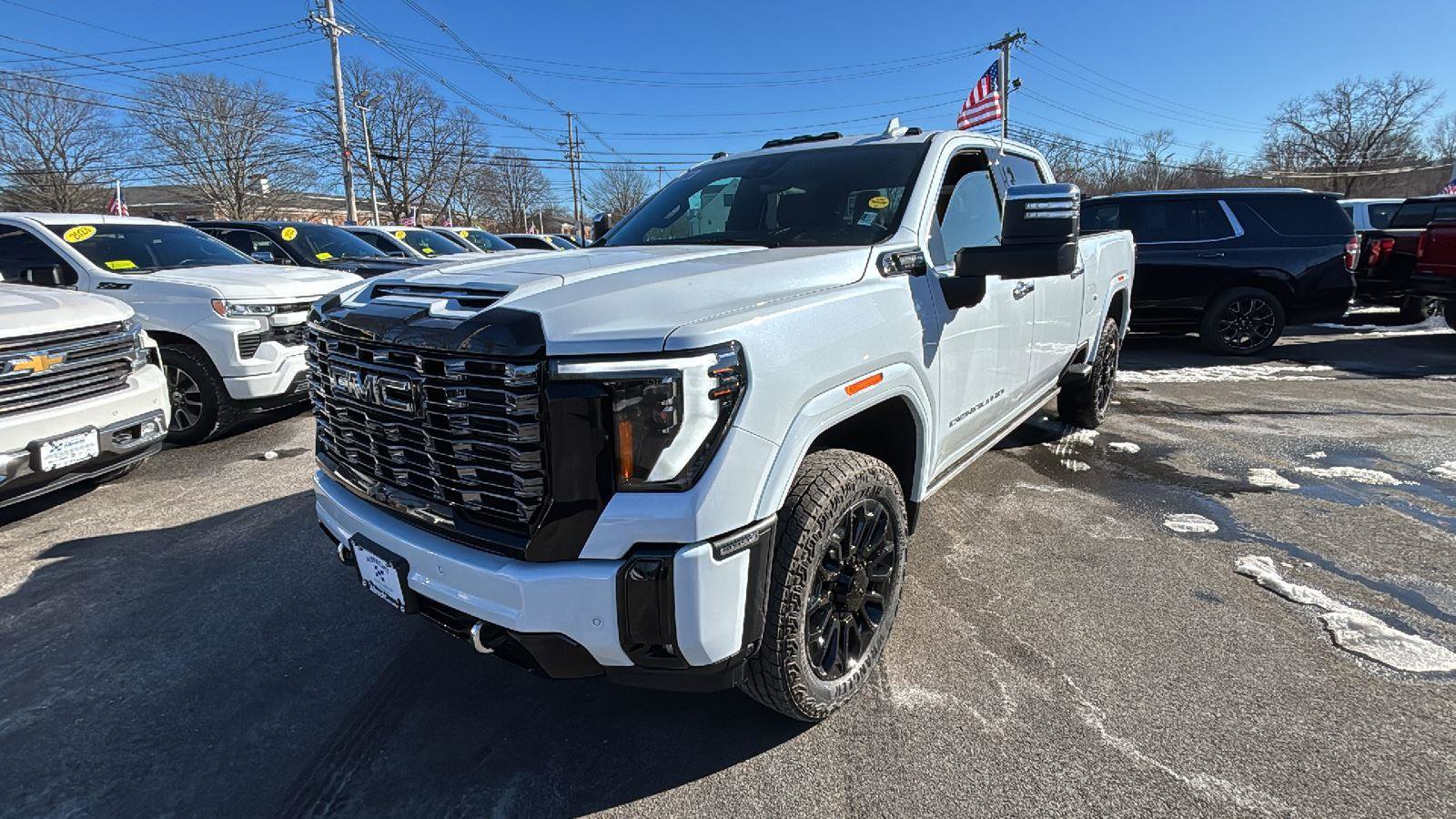 New 2026 GMC Sierra 2500 Denali Ultimate w/ Snow Plow Prep/Camper Package image 3