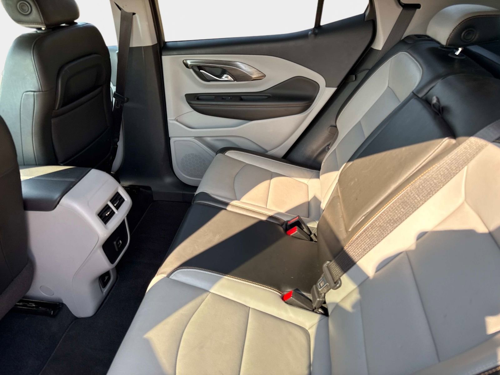 Used 2020 GMC Terrain SLT w/ Preferred Package image 17