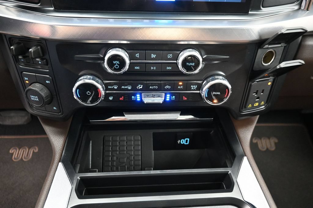 Used 2024 Ford F250 King Ranch w/ Chrome Package AWD/4WD image 21
