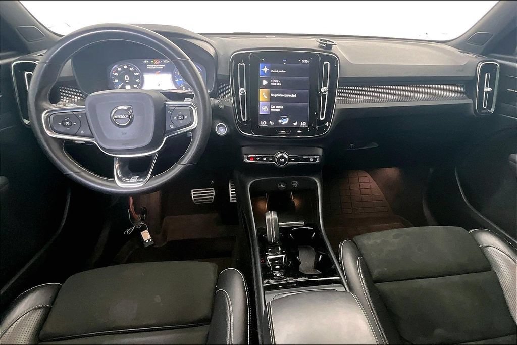 Used 2020 Volvo XC40 T5 R-Design w/ Protection Package Premier AWD/4WD image 18