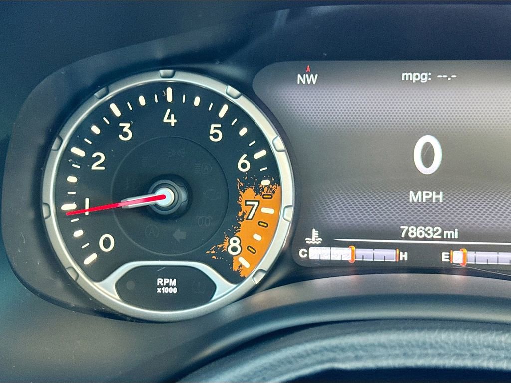 Used 2018 Jeep Renegade Limited w/ Safety & Security Group AWD/4WD image 15