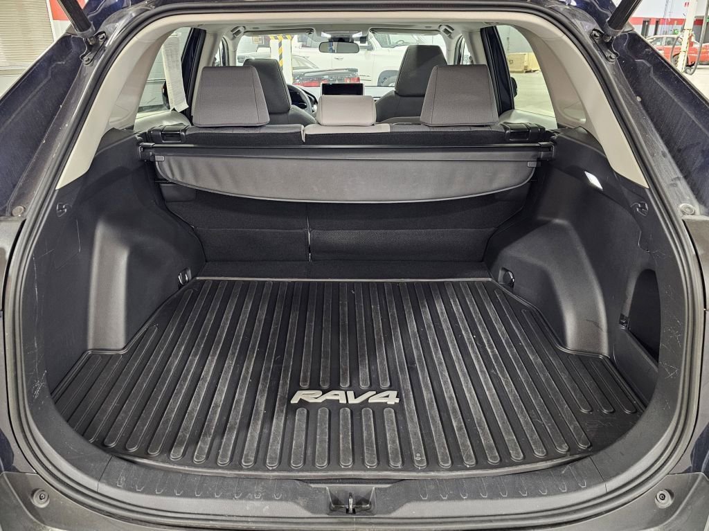 Used 2023 Toyota RAV4 XLE w/ Convenience Package AWD/4WD image 20