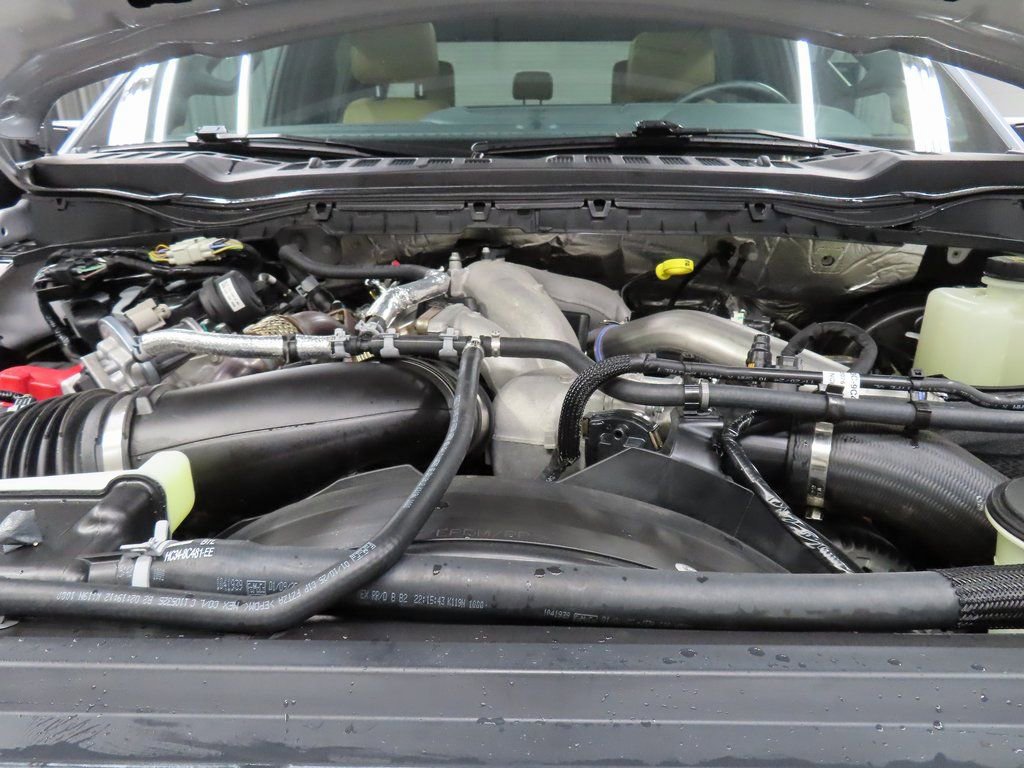 Used 2025 Ford F350 Lariat image 28