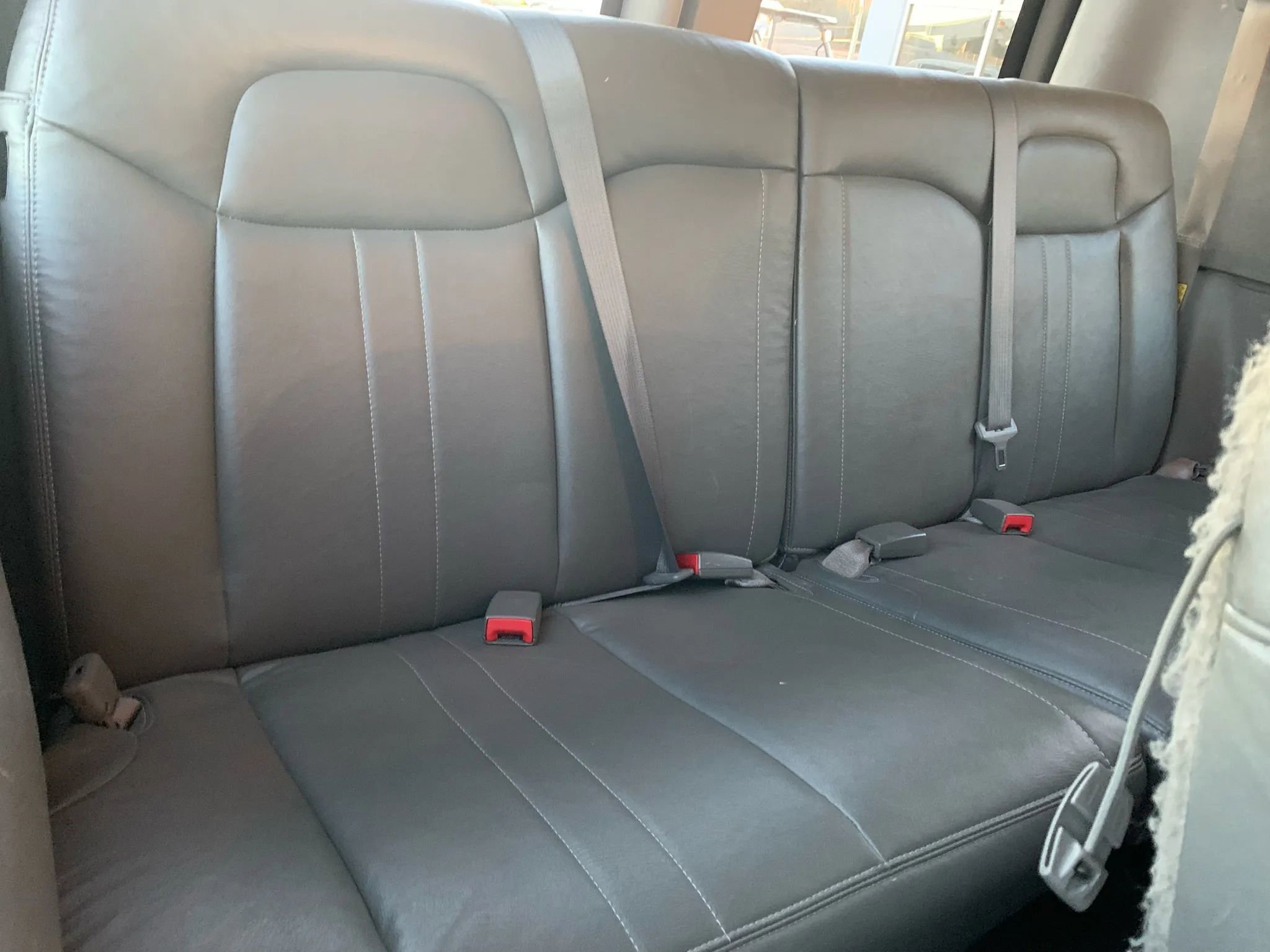 Used 2016 Chevrolet Express 3500 LS w/ Chrome Appearance Package image 29