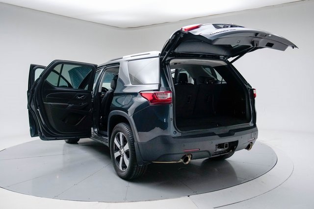 Used 2018 Chevrolet Traverse LT w/ LPO, Black Accent Package image 25