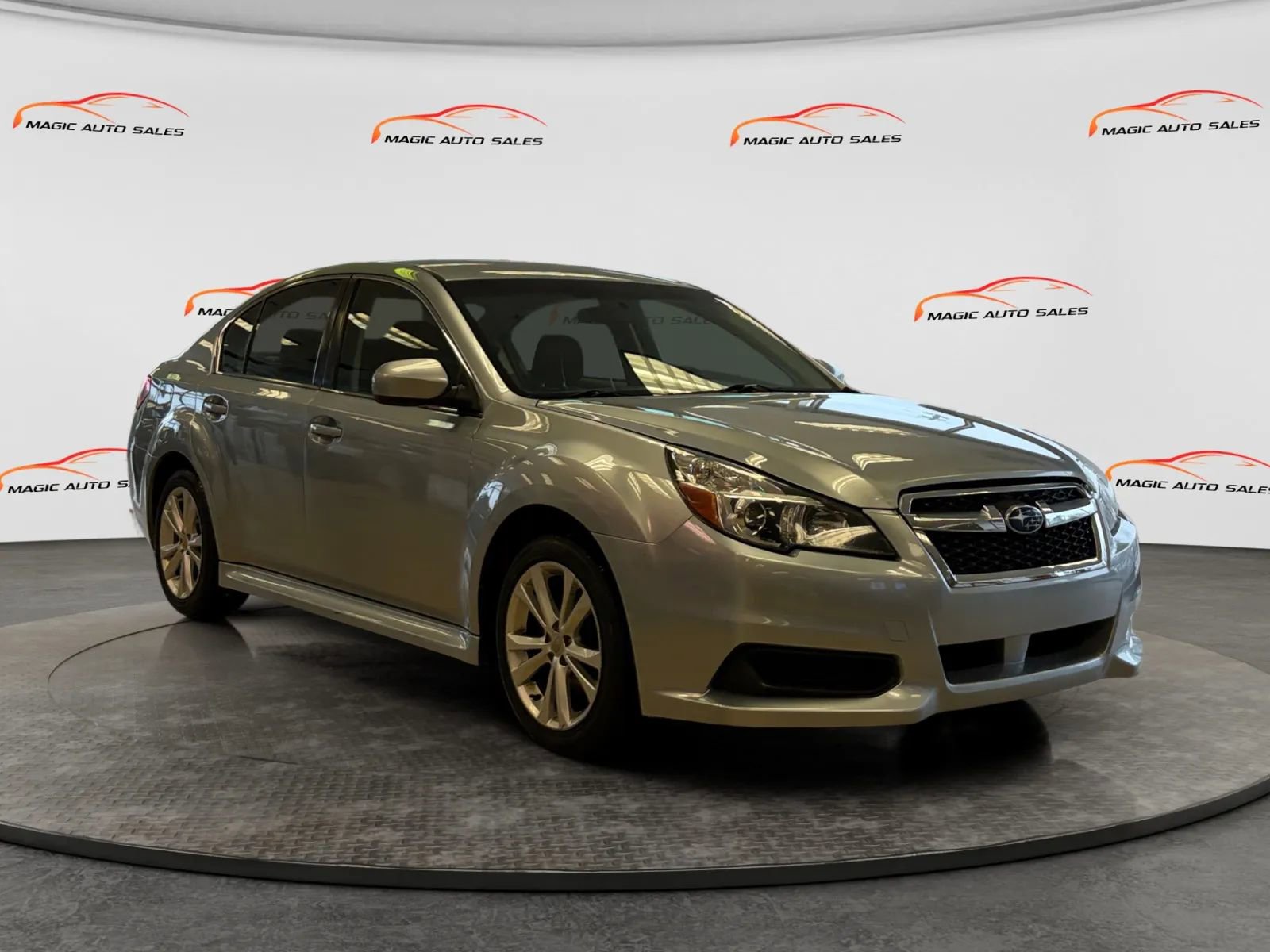 Used 2013 Subaru Legacy 2.5i Premium w/ All-Weather Pkg image 5