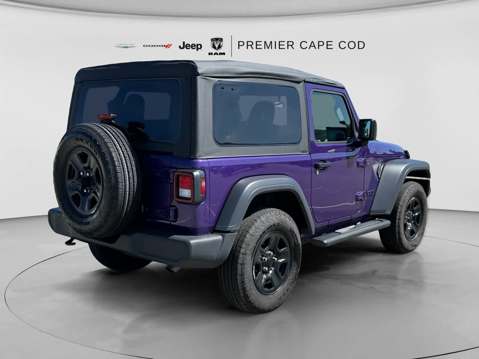 Used 2026 Jeep Wrangler Sport AWD/4WD image 11