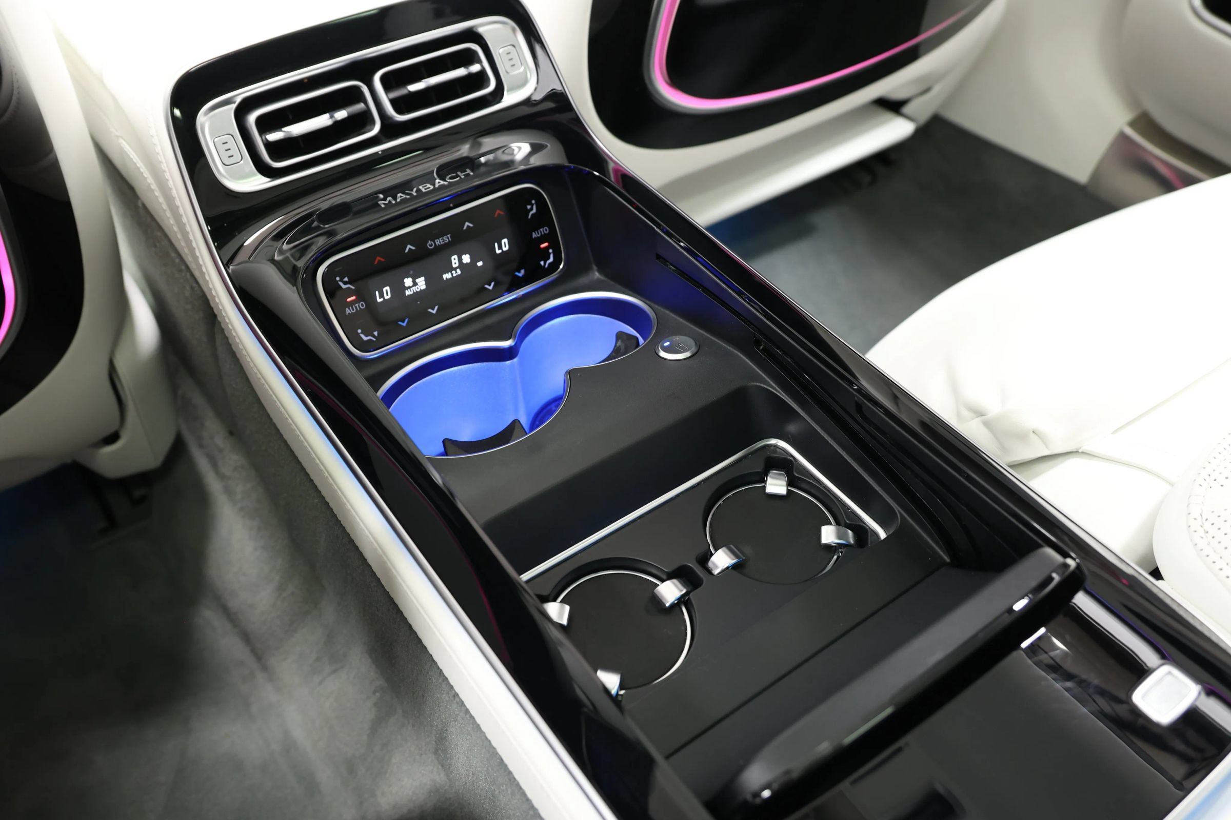 Used 2023 Mercedes-Benz Maybach S 580 4MATIC image 93