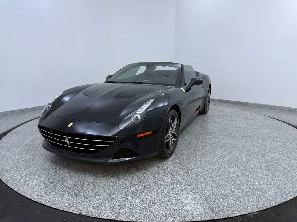 Used 2017 Ferrari California T image 29