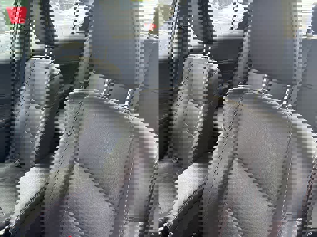 Used 2016 Acura ILX w/ Technology Plus Package image 6