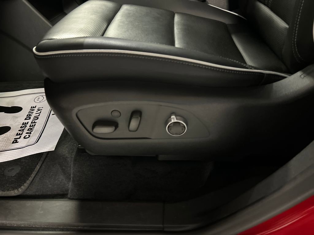 Used 2025 Buick Enclave Avenir w/ Super Cruise Package image 13