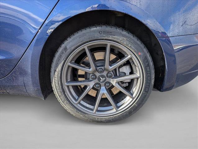 Used 2023 Tesla Model 3 Standard Range image 9