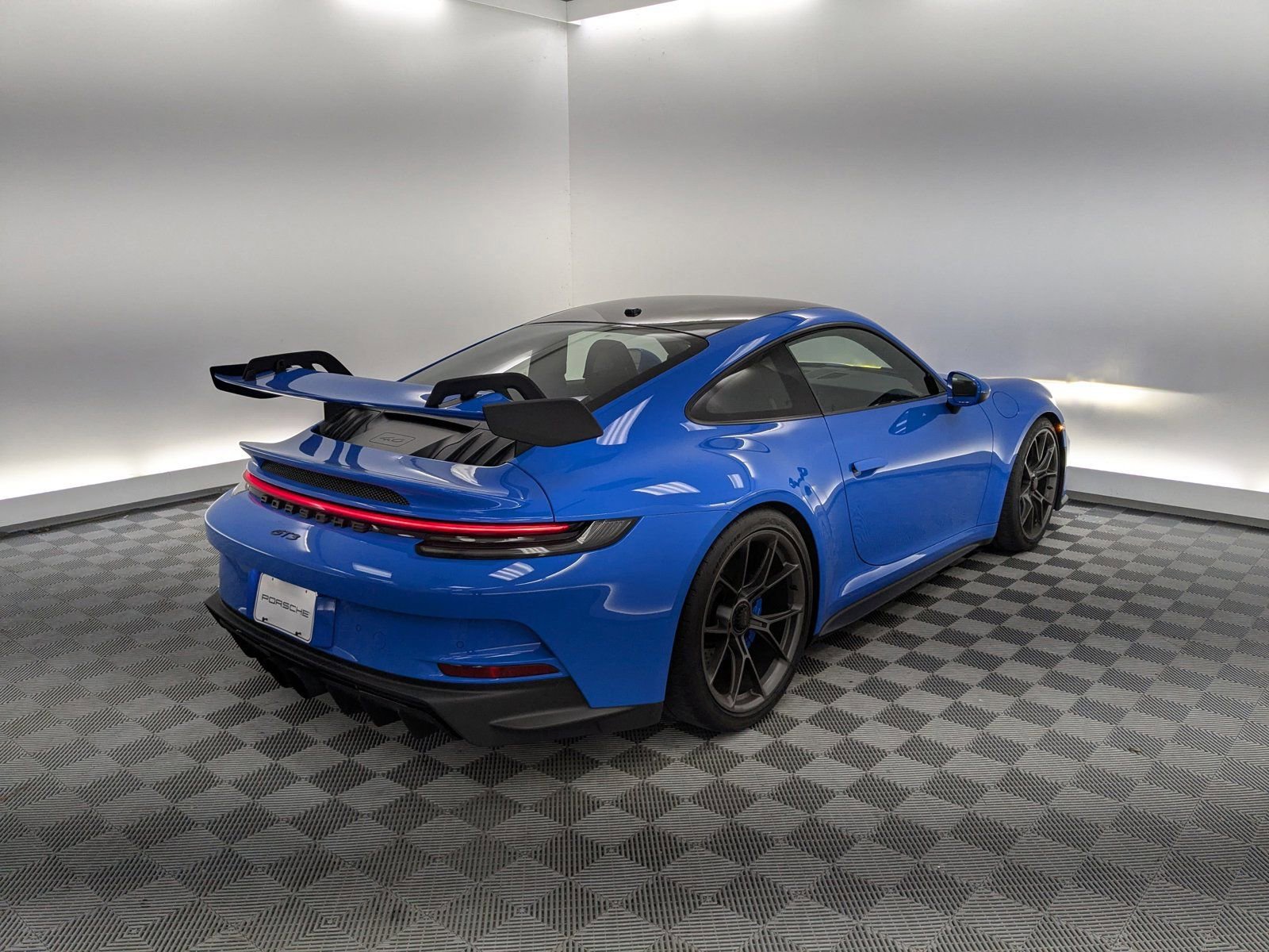 Certified 2022 Porsche 911 GT3 image 7